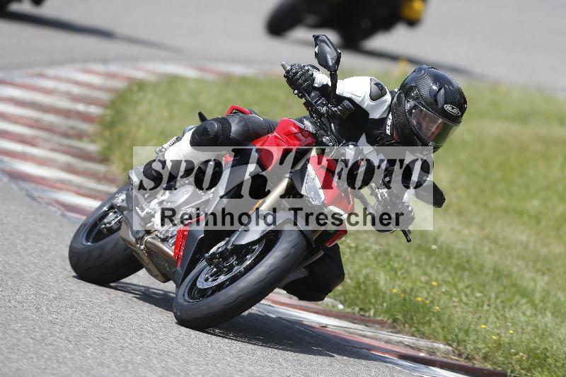 /27 12.06.2025 Ducati Schweiz Trackday Warmup  ADR/blau-bleu/ohne